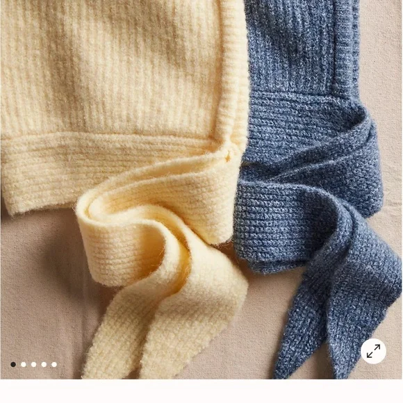 Cozy Buttercream Knit BalaBonnet for women - Picture 2 of 4